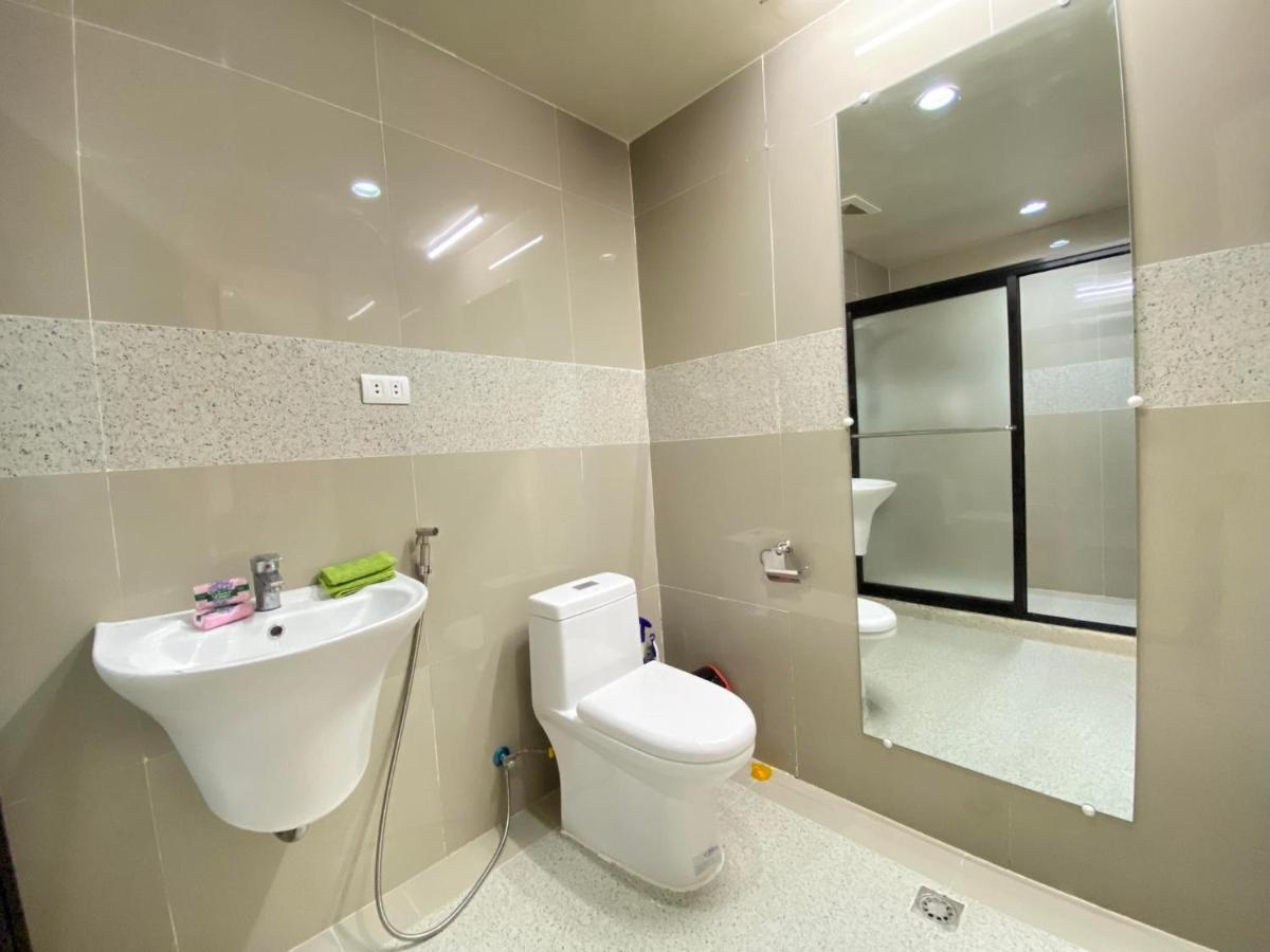 Tessie'S Home Stay Bed & Breakfast Puerto Princesa Exteriör bild
