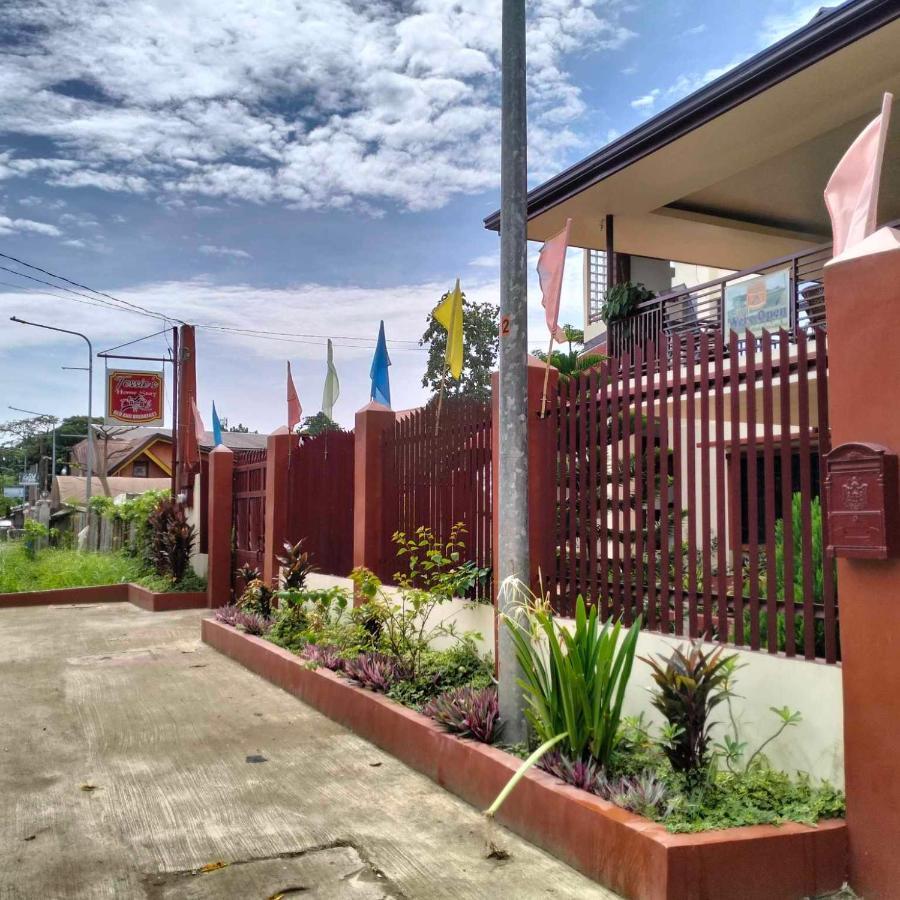 Tessie'S Home Stay Bed & Breakfast Puerto Princesa Exteriör bild